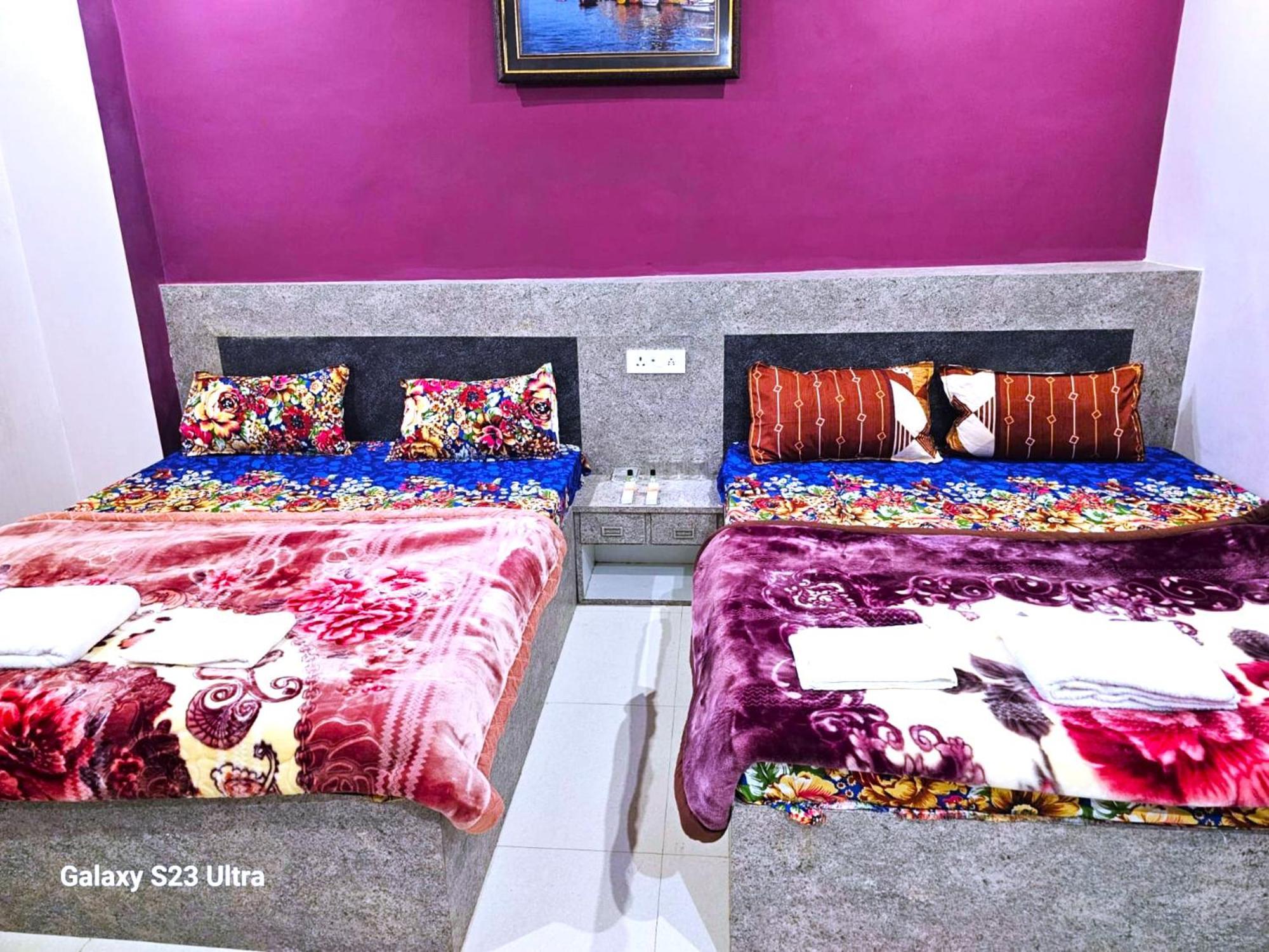 Hotel Kashi Inn Raj Ghat Варанаси Экстерьер фото